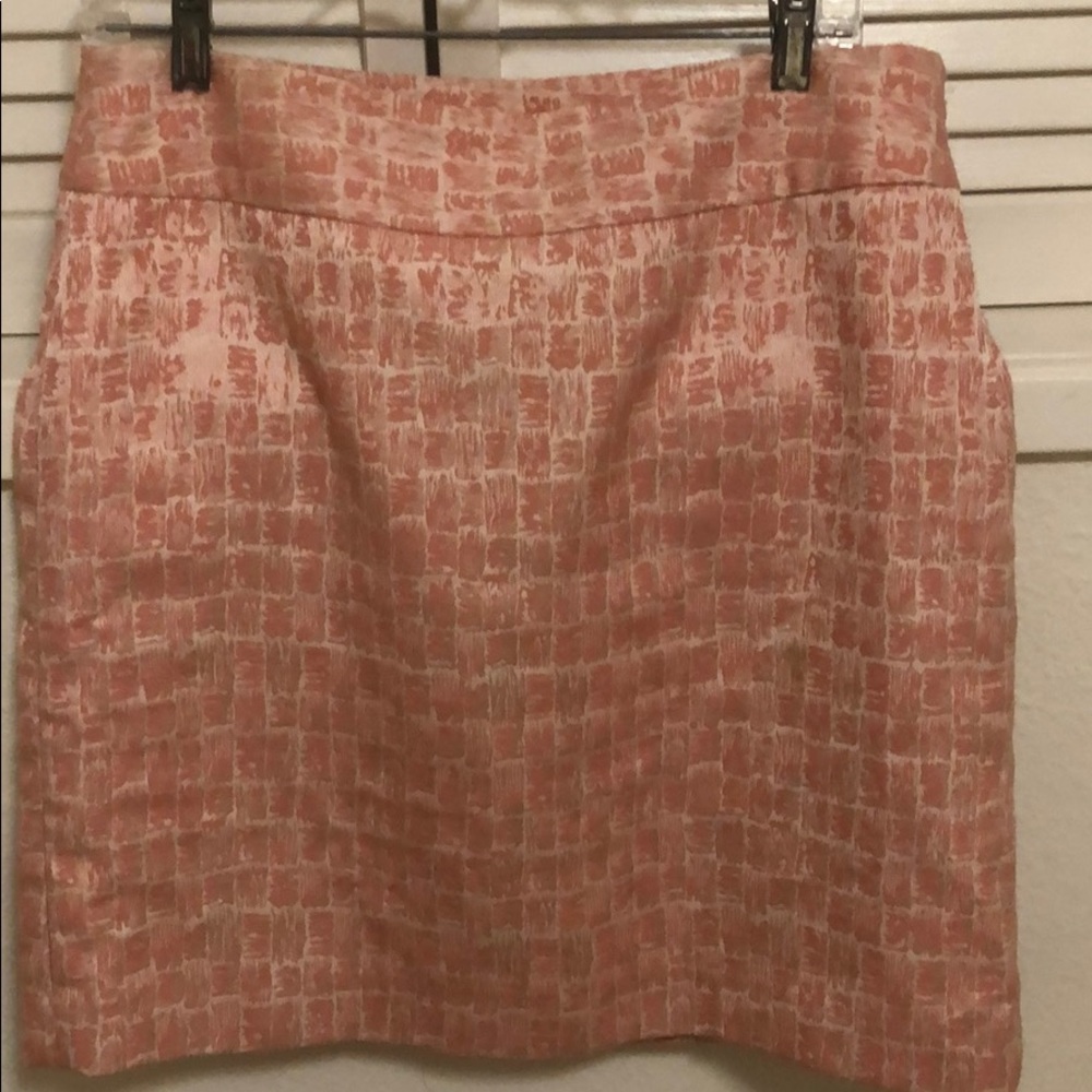 Ann Taylor Coral and White Patterned Pencil Skirt
